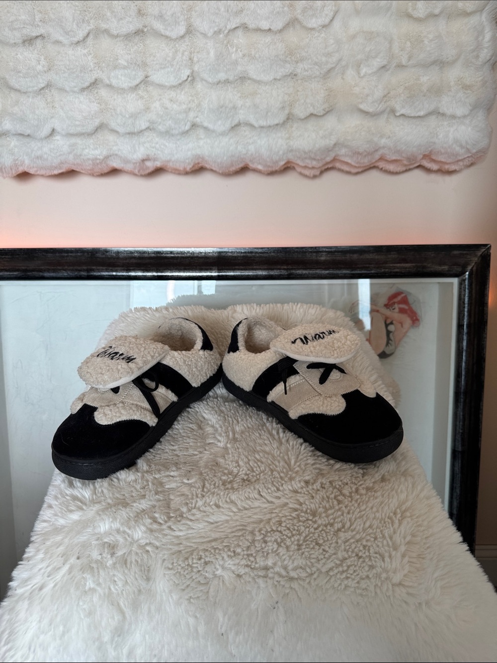 Women’s Black and Cream Sherpa Strap Slippers